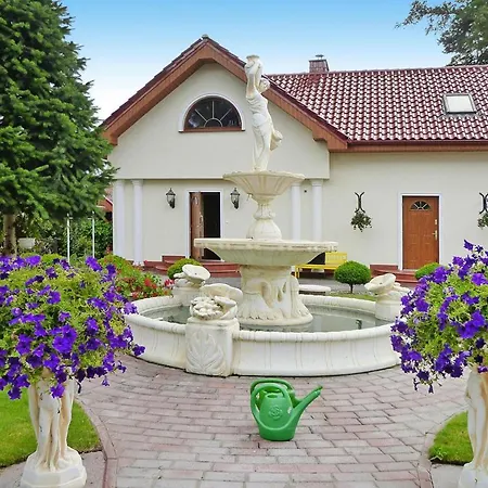 בית נופש Secluded In Swibno With Grill גדנסק