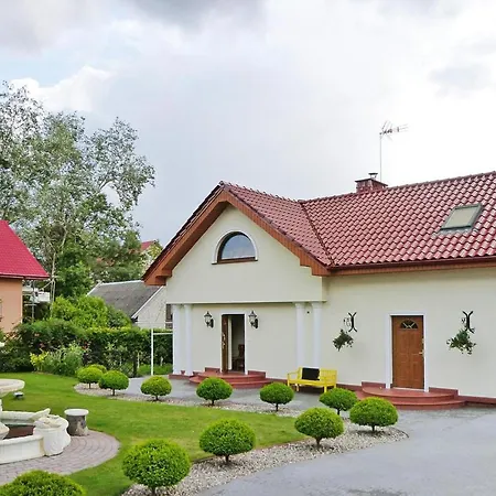 Secluded In Swibno With Grill * גדנסק