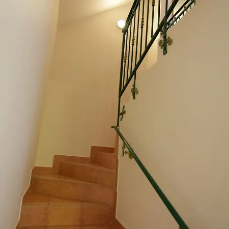 Comfortable With A Large Garden Holiday home