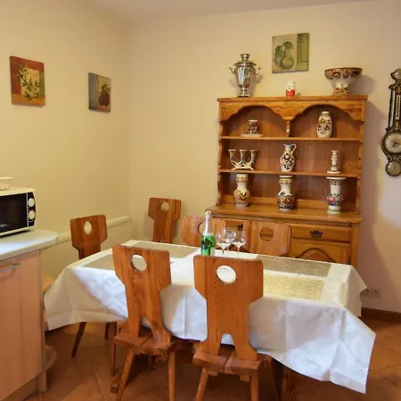 Secluded In Swibno With Grill בית נופש גדנסק